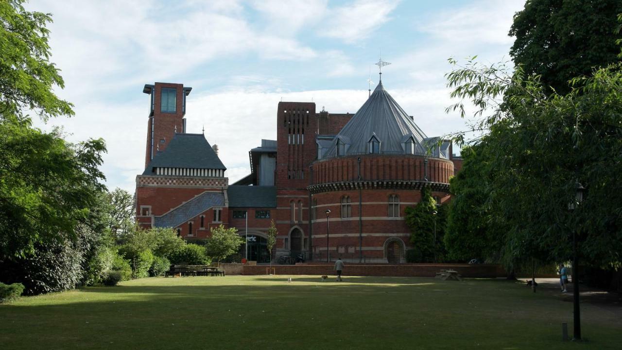 5 Central Chambers สแตรทฟอร์ด อะพอน เอวอน ภายนอก รูปภาพ